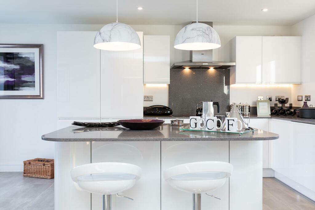 Great_Court_Farm_-_©Kite_Vision_(148_of_242)[1].jp