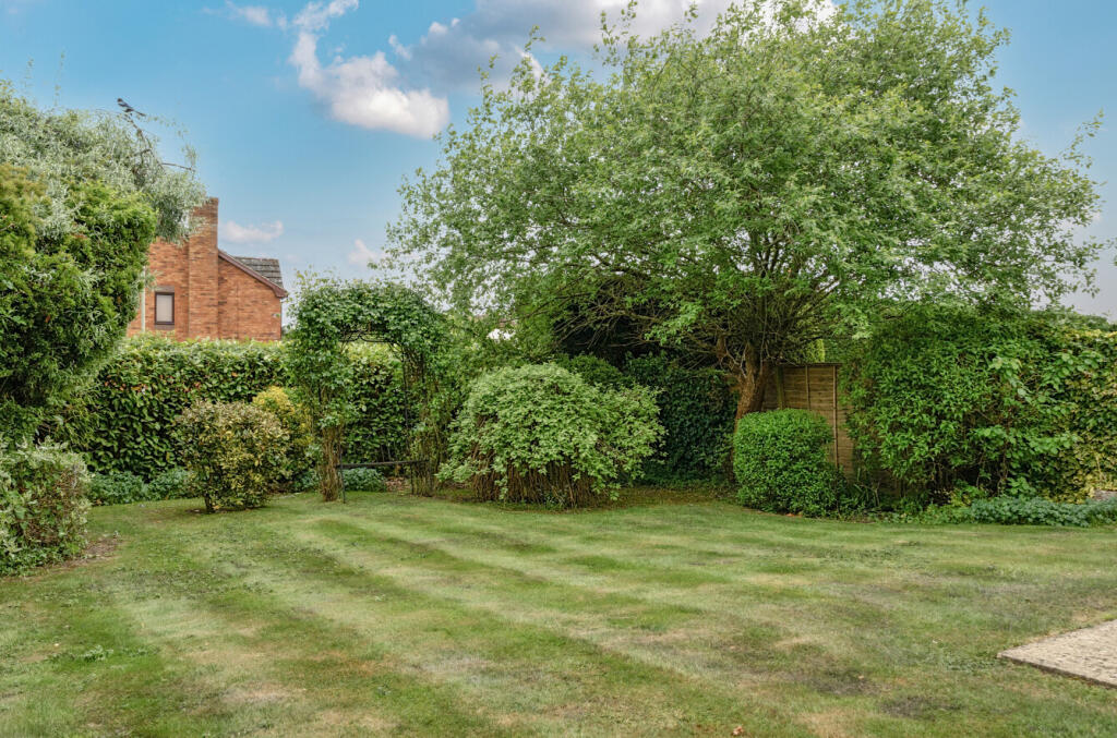 40681cbd0d0d9601289935arw40