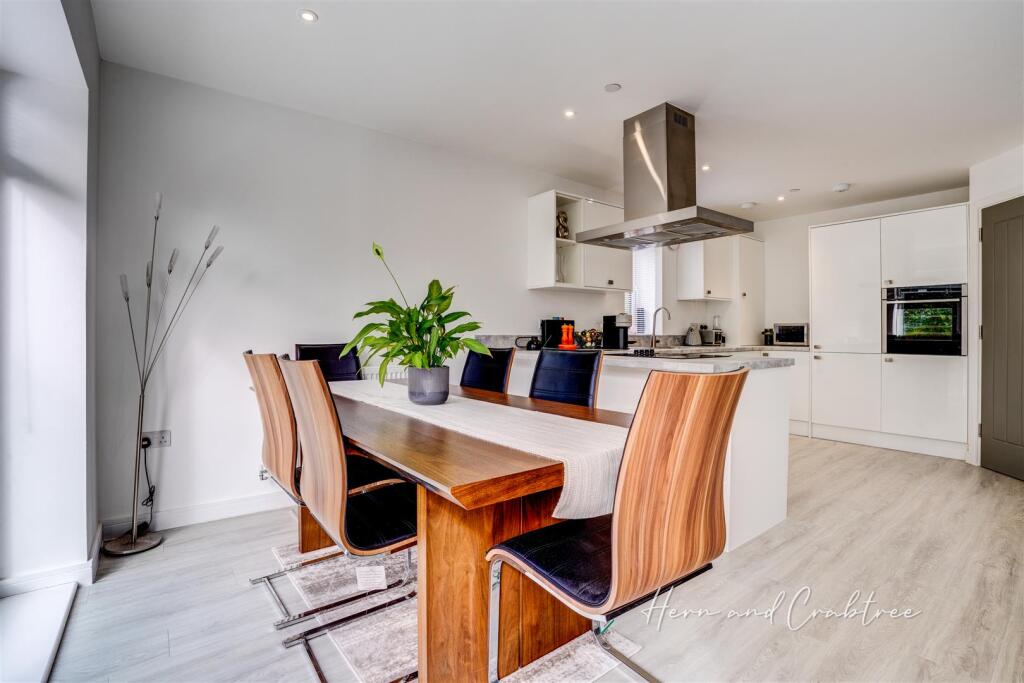 Lozelles Gardens, Lisvane, HernCrabtree (7).jpg