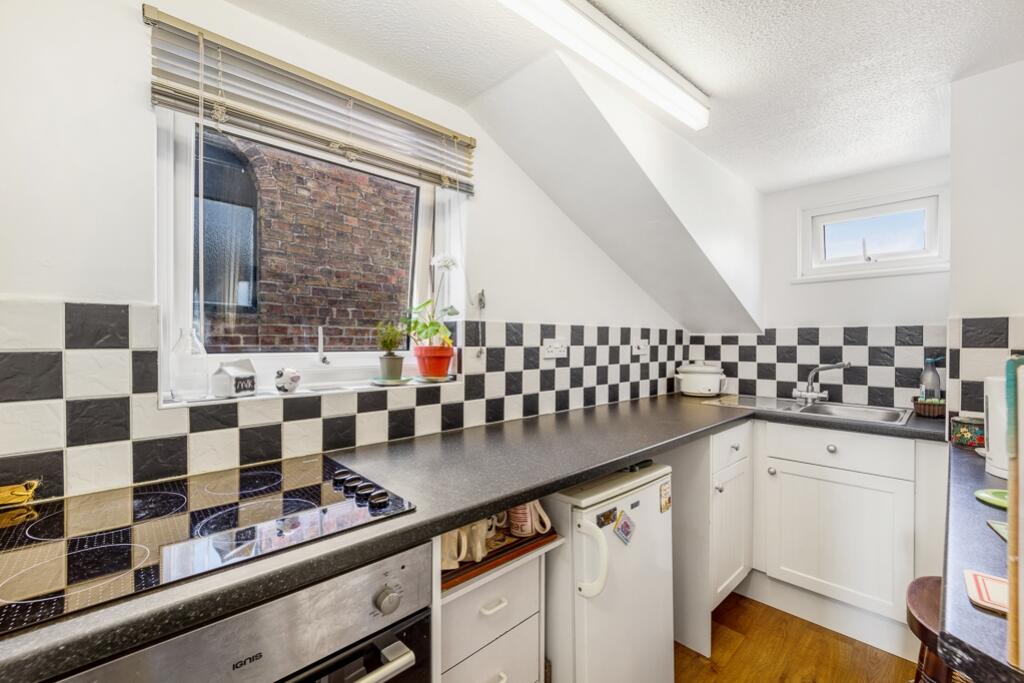10A Victoria Street (Holbeach)-8