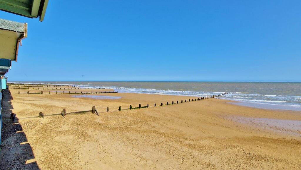 Beach Hut