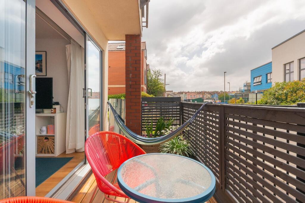 FT1KSE - Terrace A.jpg