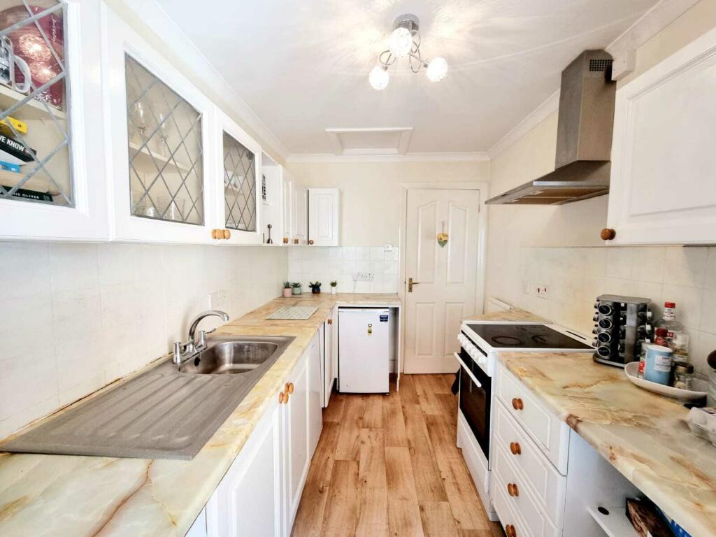 b69eead3-f7d5-4108-89cc-25f1e4abadbc