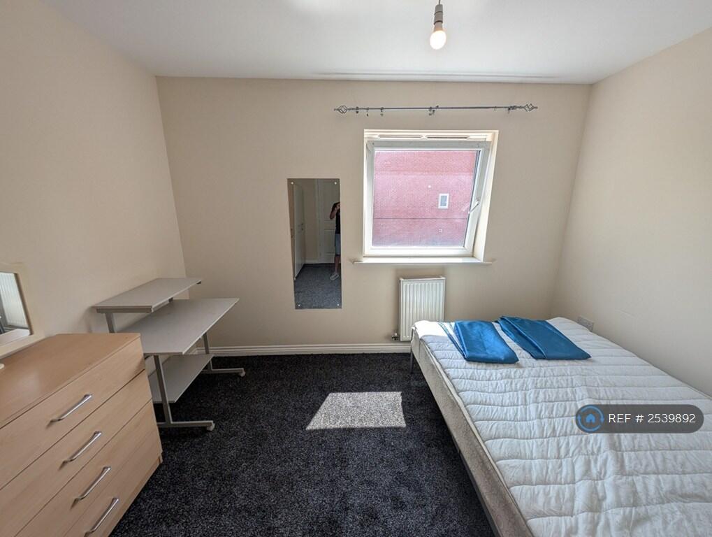 Bedroom 1 With Ensuite