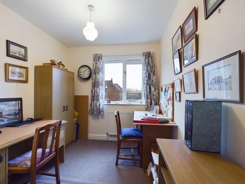 Bedroom/office