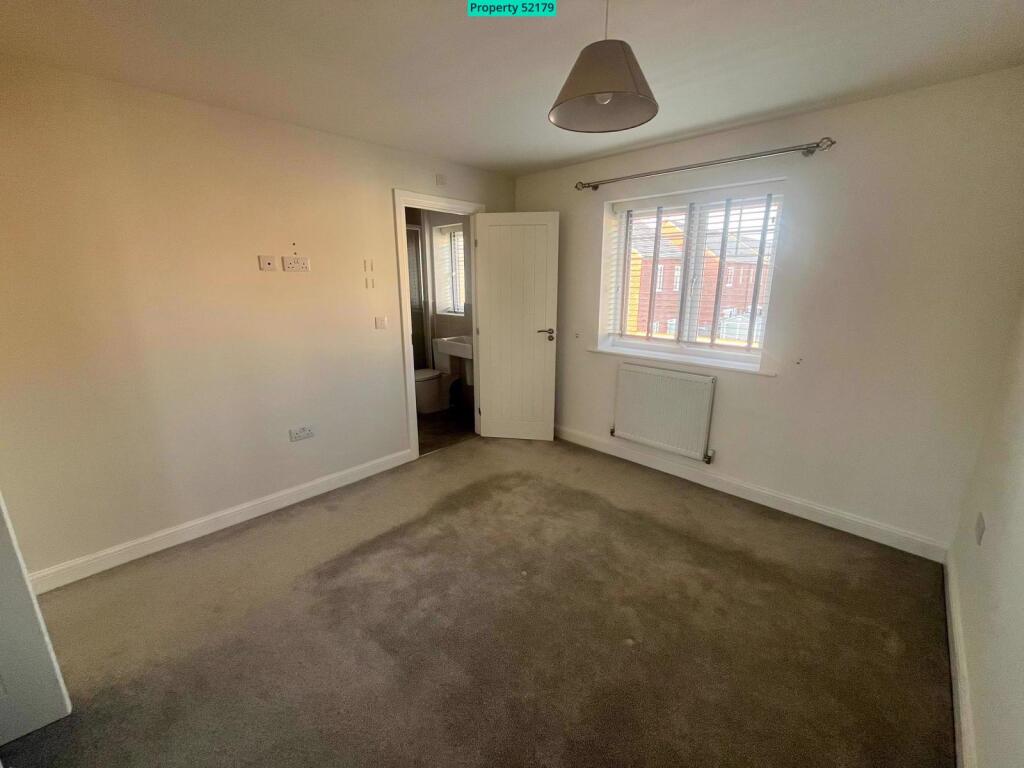 Main Bedroom ensuite view