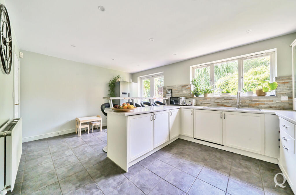 0b461100-e339-417...