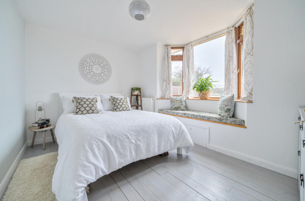 1383822-13-6929d3...