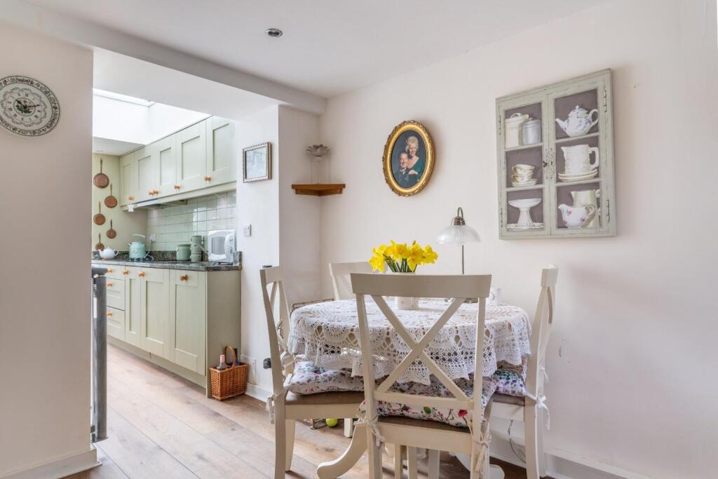 Clarence Terrace-12.jpg