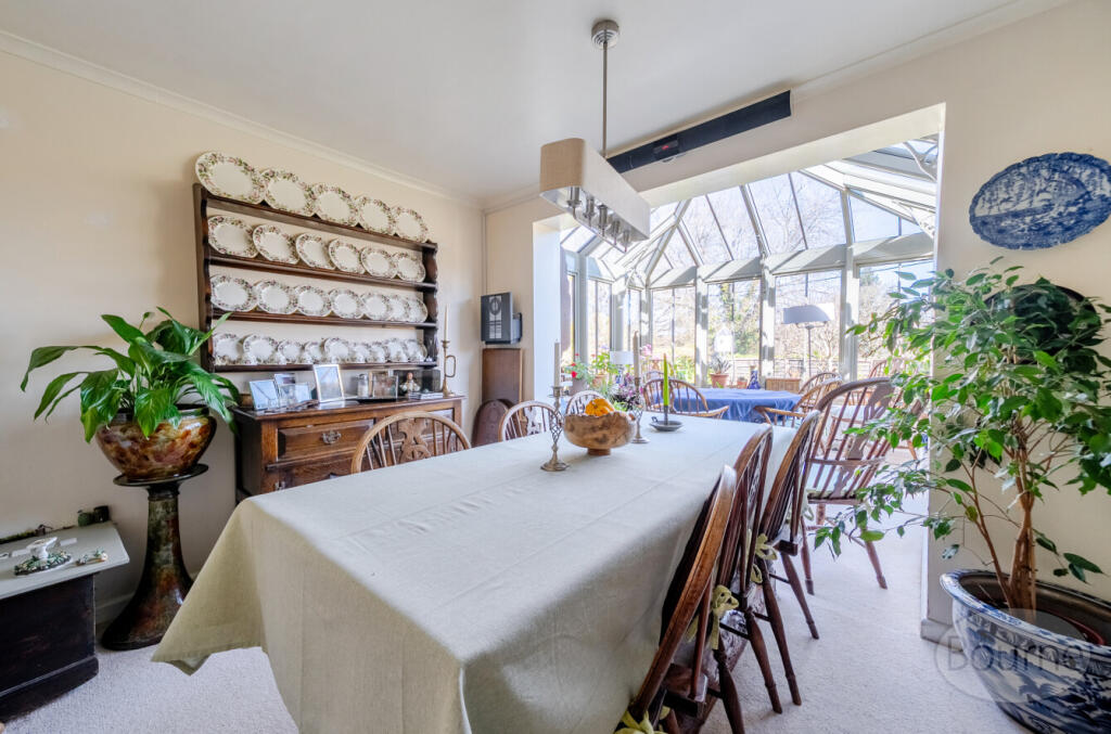 8ead656c-d1ff-4f4...