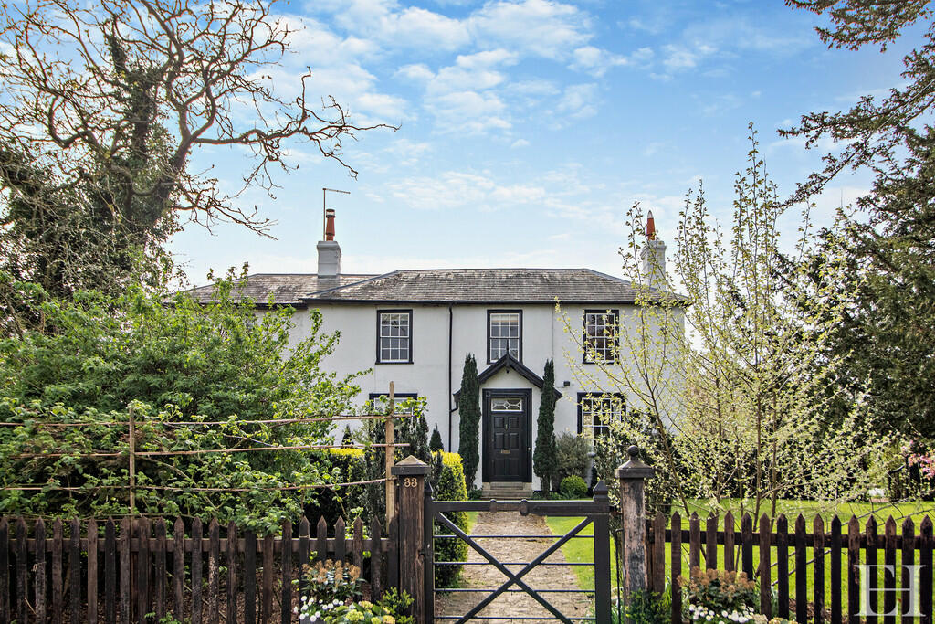 8586774-exteriorw...