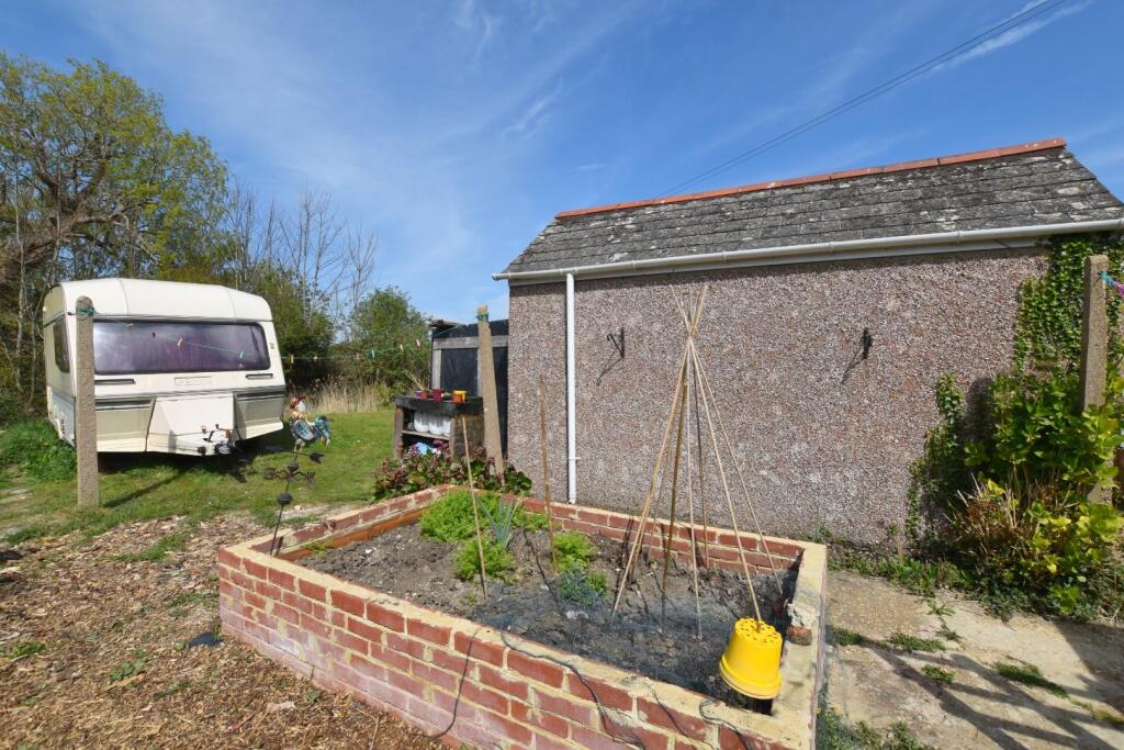 New 32 Mitcham (3).JPG