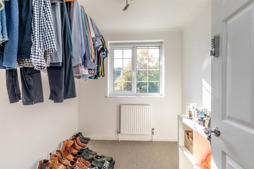 Hill End Drive, Henbury Walk in Wardrobe.jpg