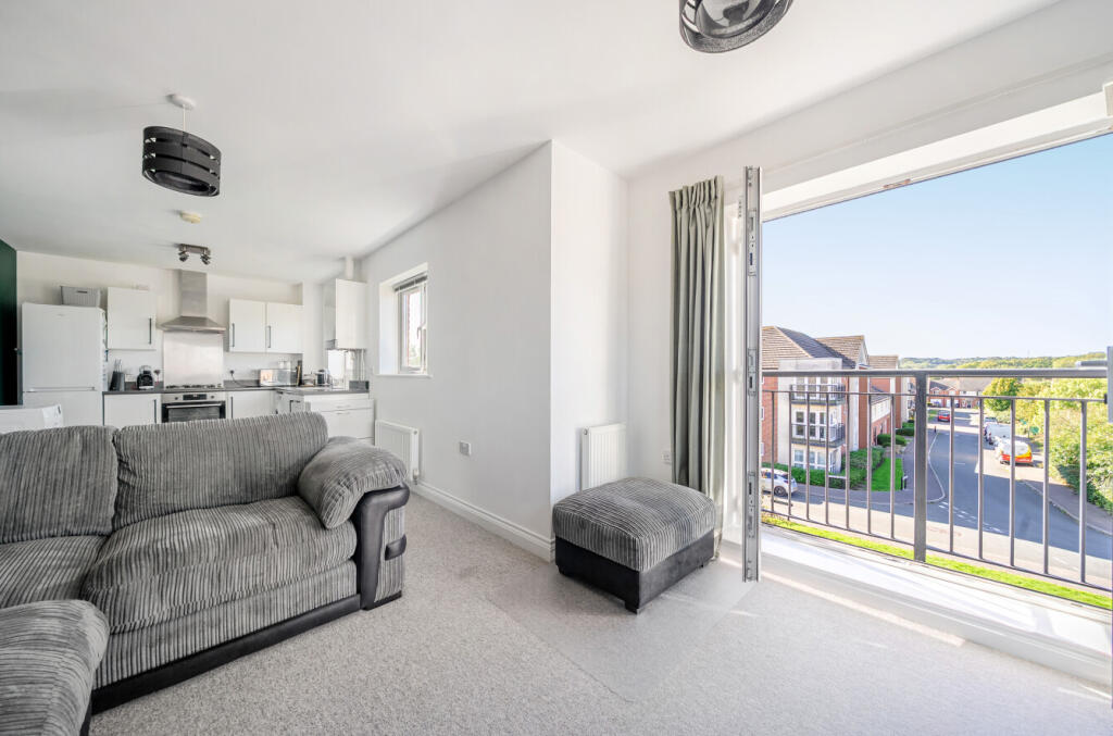 Dale Square, Havant, Hampshire, PO9