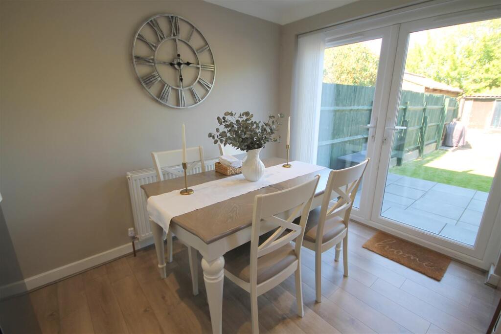 WR Dining Area ii.JPG