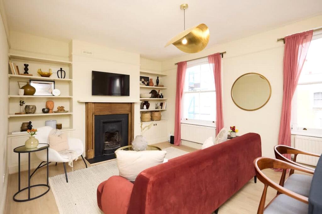 Living/Dining Room