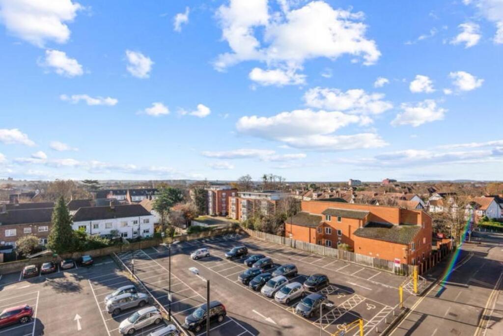 WhatsApp Image 2025-11-07 at 16.06.40 (2).jpeg