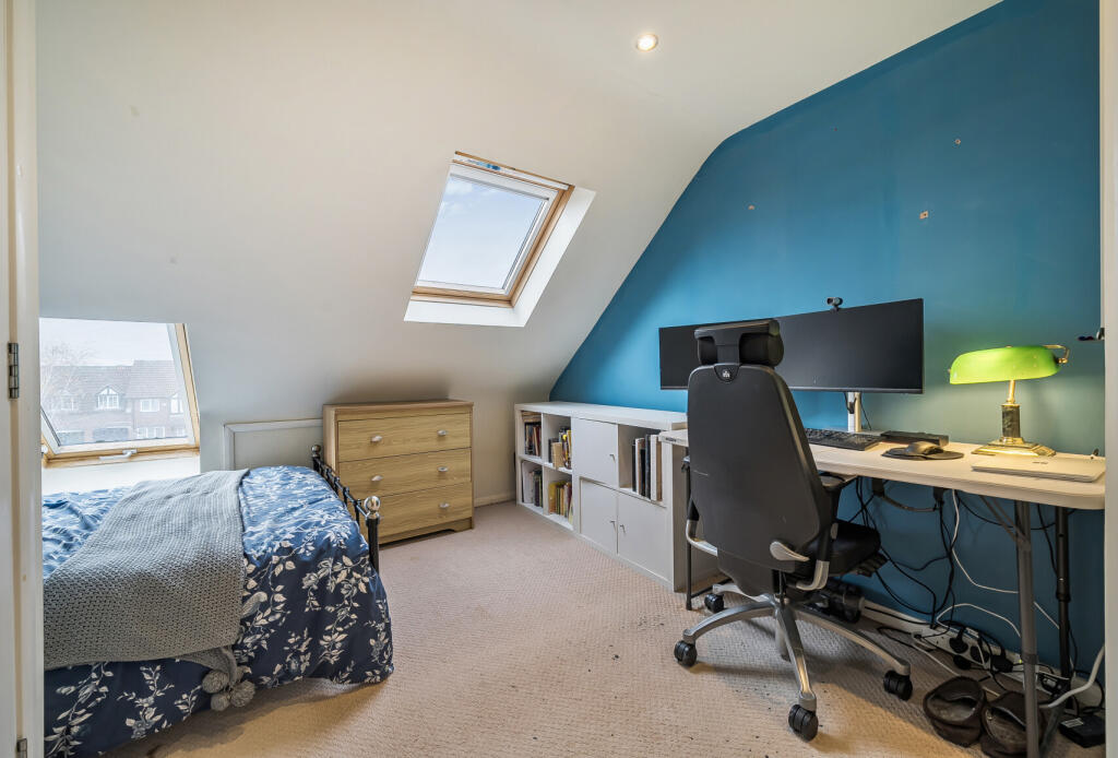 1376144-9-690e225...