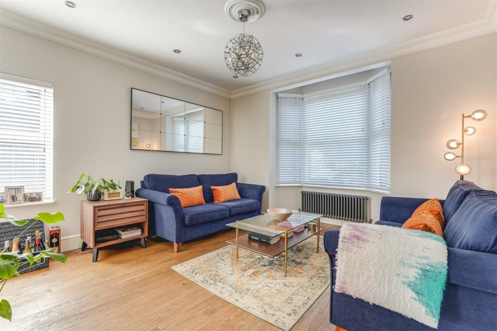 21 London Road-1.jpg