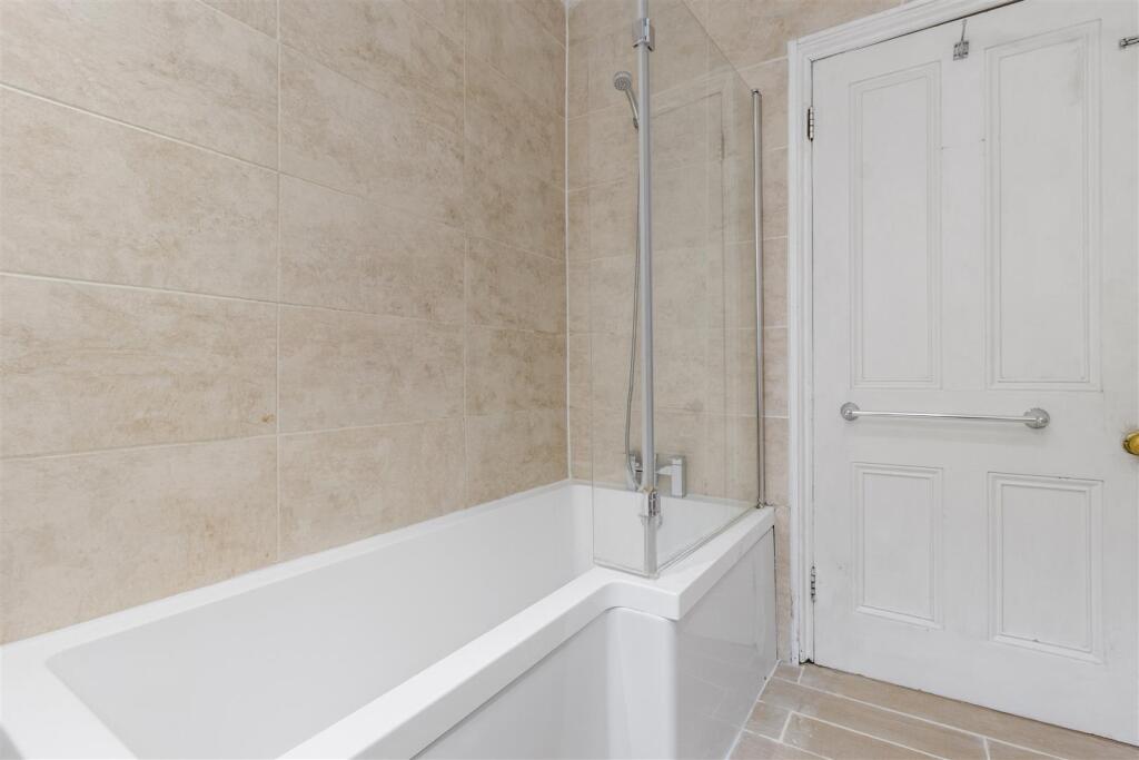 bathroom #3.jpg
