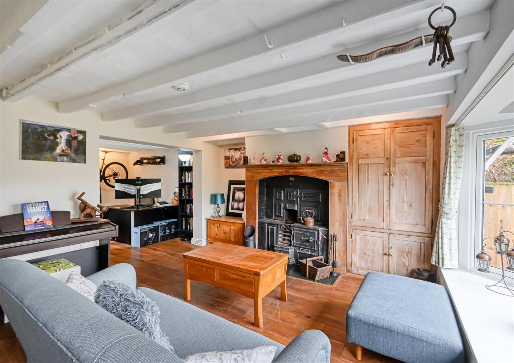 Orchard Cottage-04.jpg