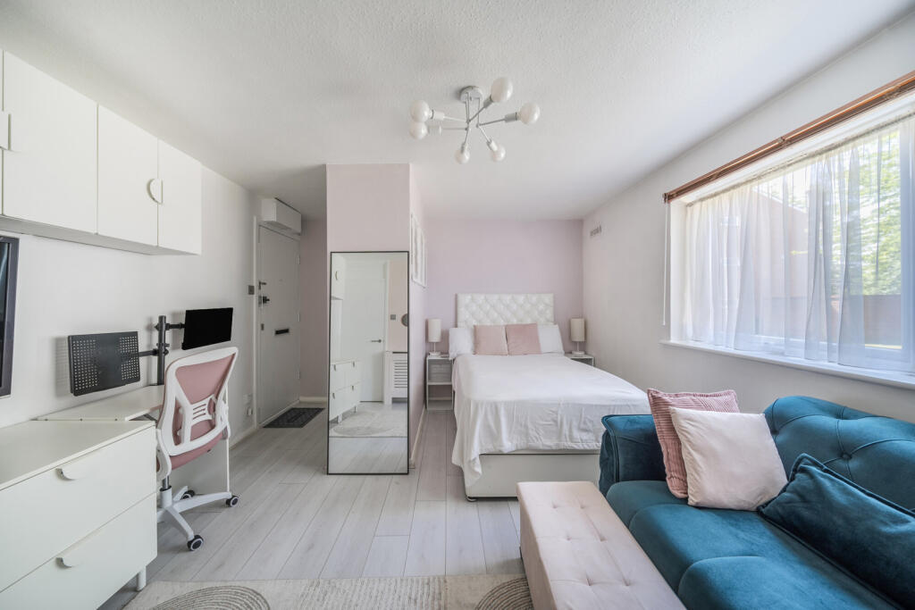 1336321-2-6899e52...