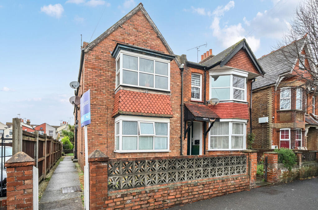 1383082-5-693816b...