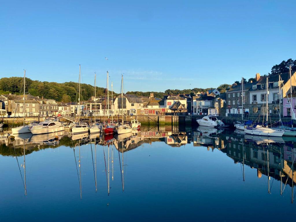 68275a48ec9d5_Padstow