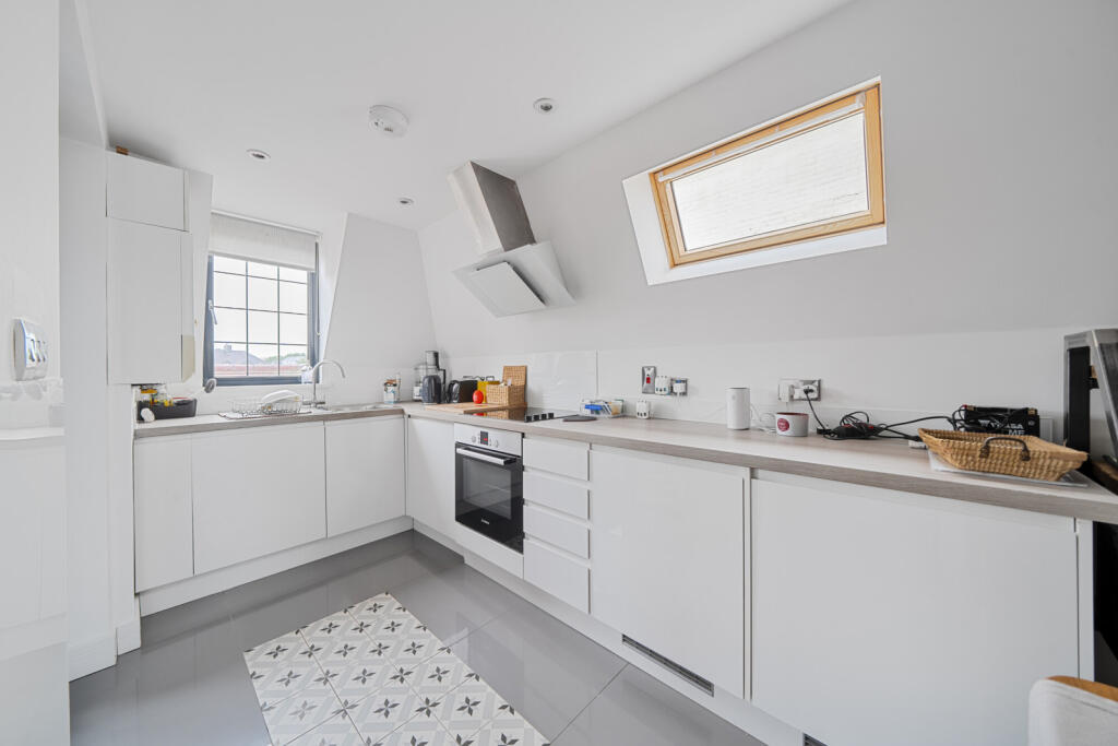 1300586-21-684188...