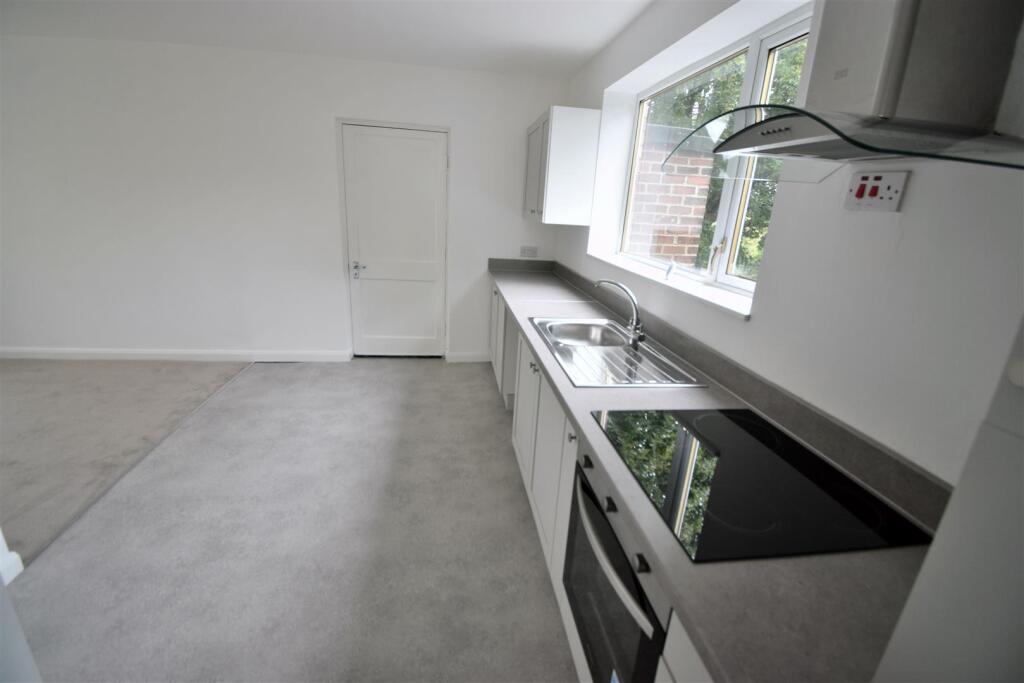 Kitchen/Dining Room
