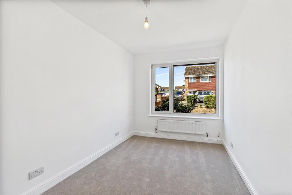 30 edmonton road-002.JPG