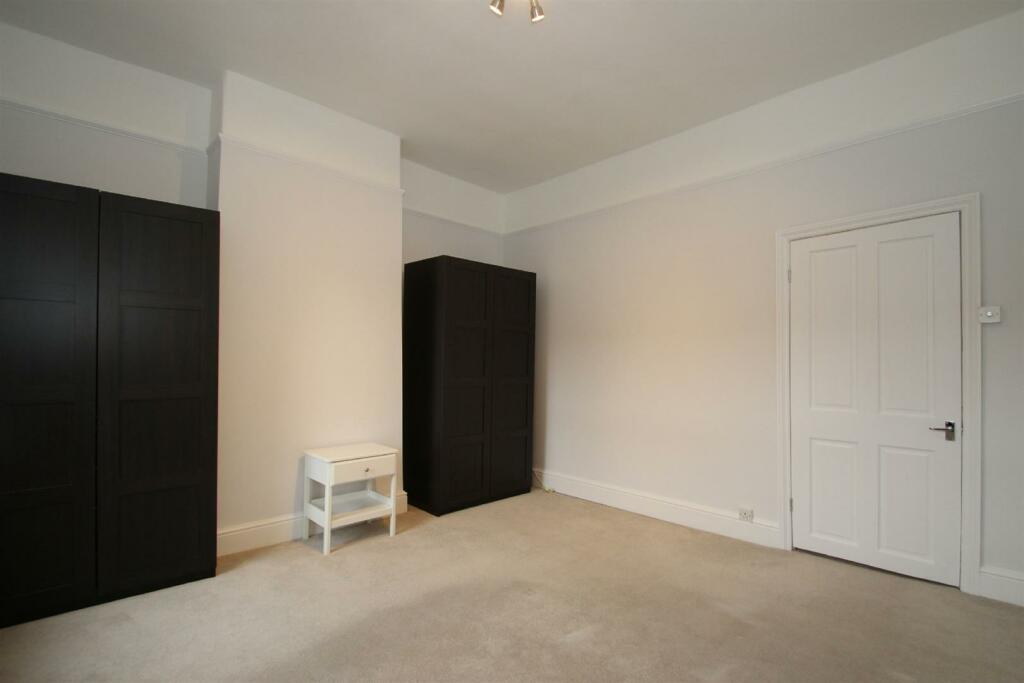 Bedroom 1 Aspect 2