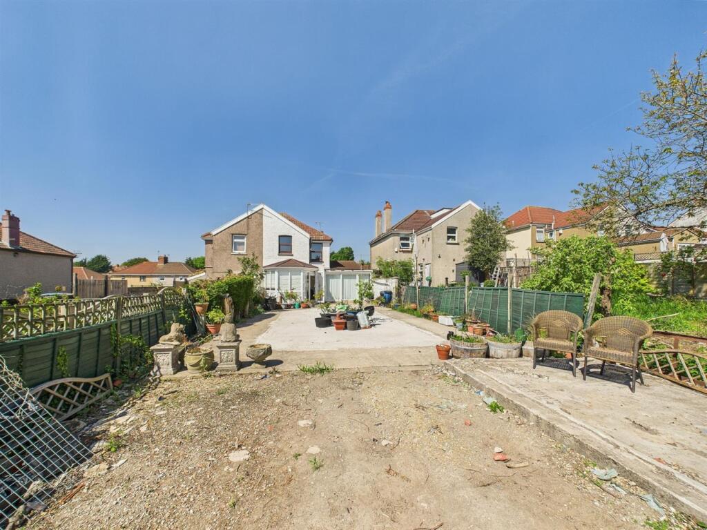 12 - Semi-detached house for Auction, Bishopsworth