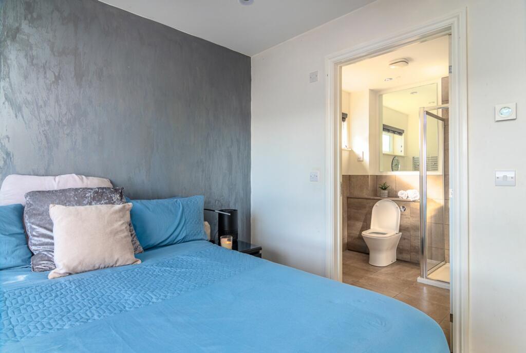 Main bedroom