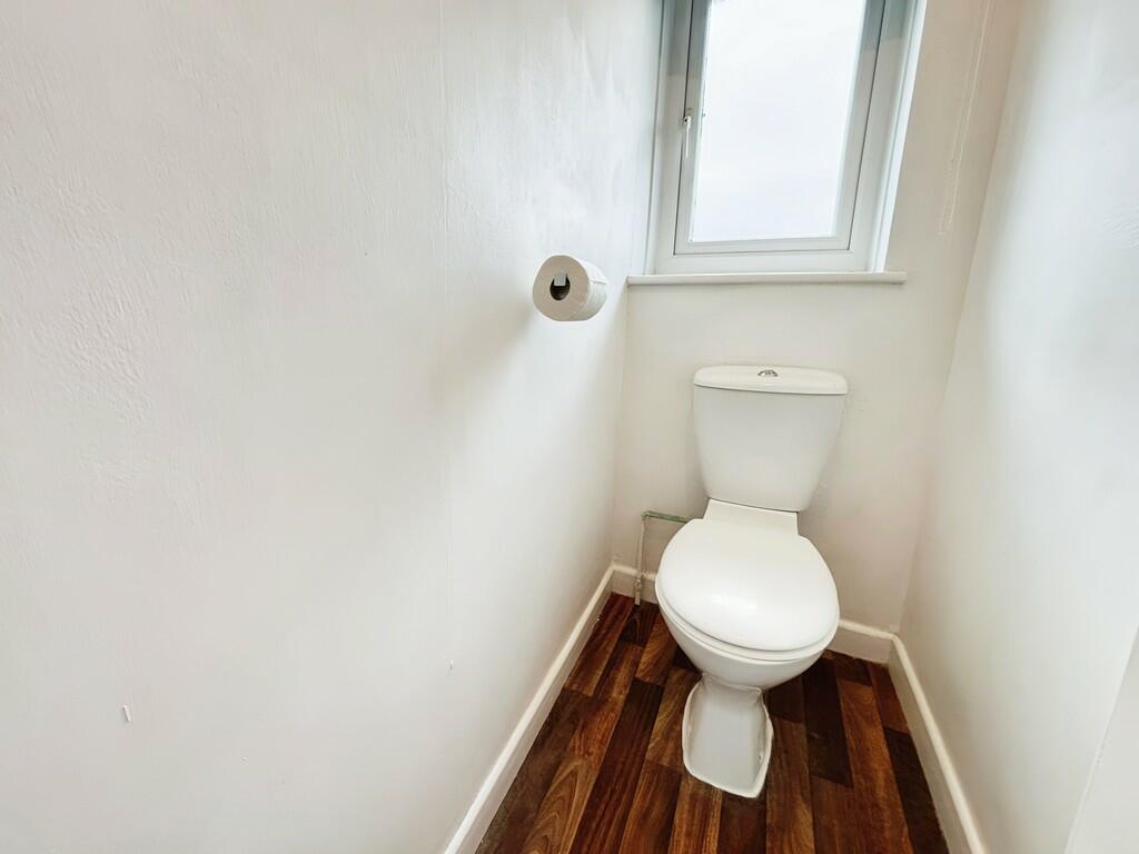 4da19550-e226fcb2...