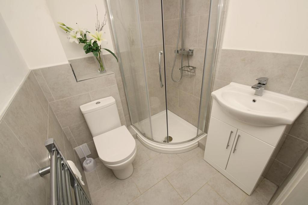 6 - Shower room