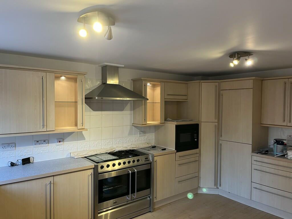 Kitchen 2