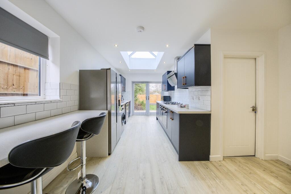 Kitchen/ Living Area