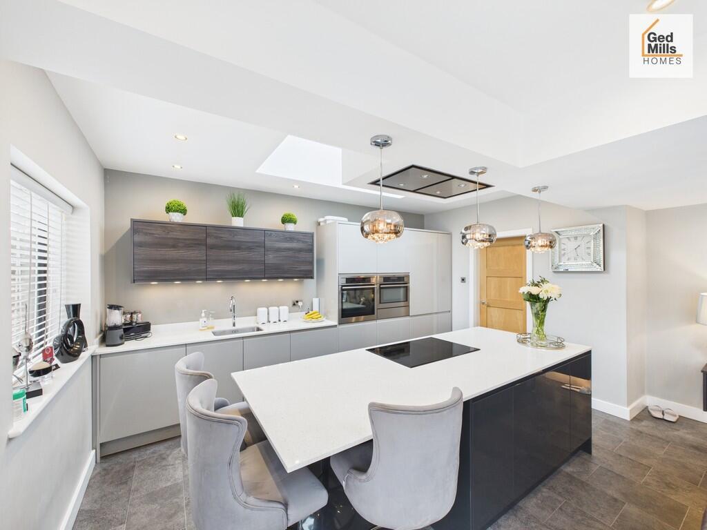 CAM04261G0-PR0108...