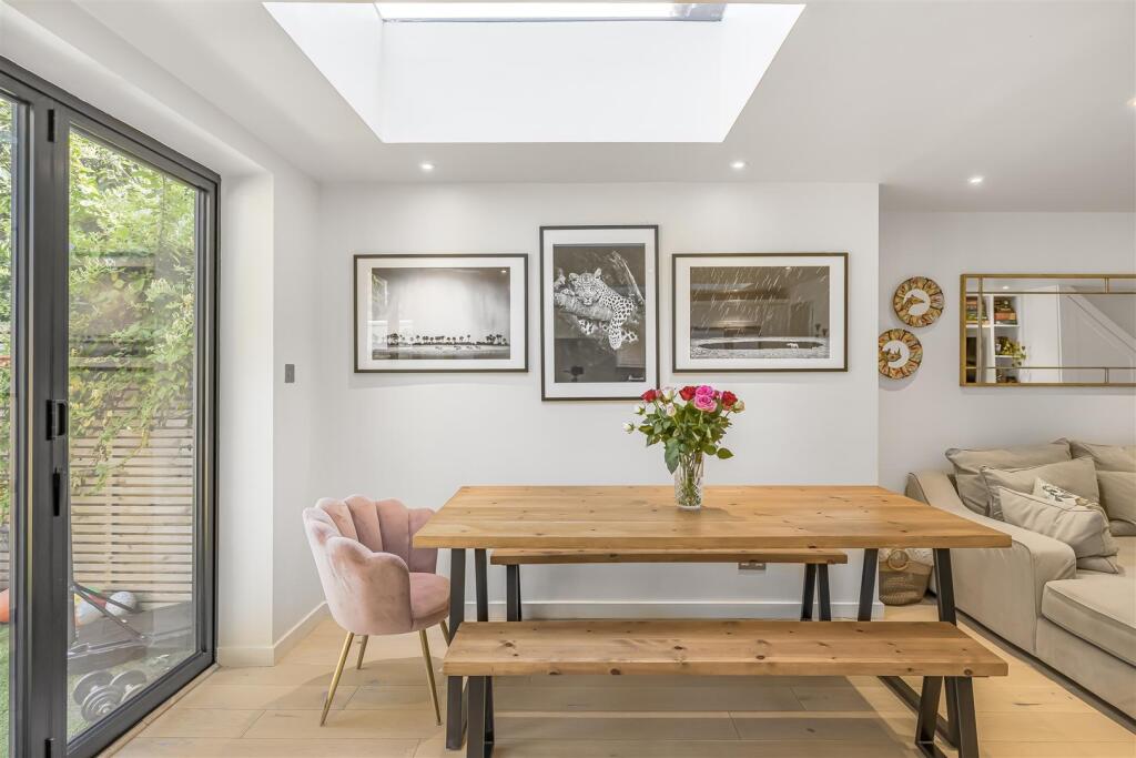 10_Normanby_Close-6.jpg