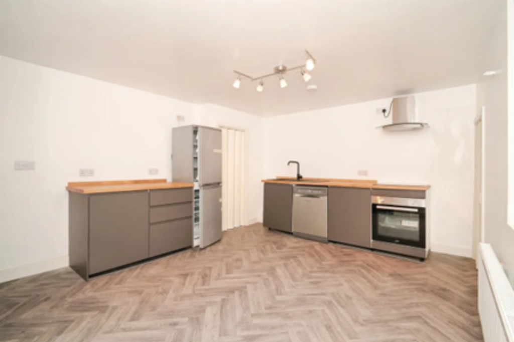 12 Drewry Road, Keighley, BD21 2PU