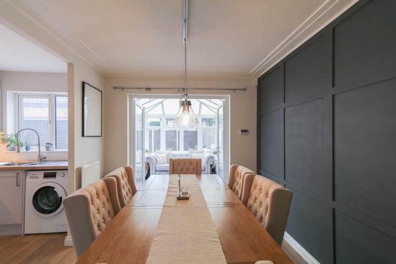 Dining Room (2)