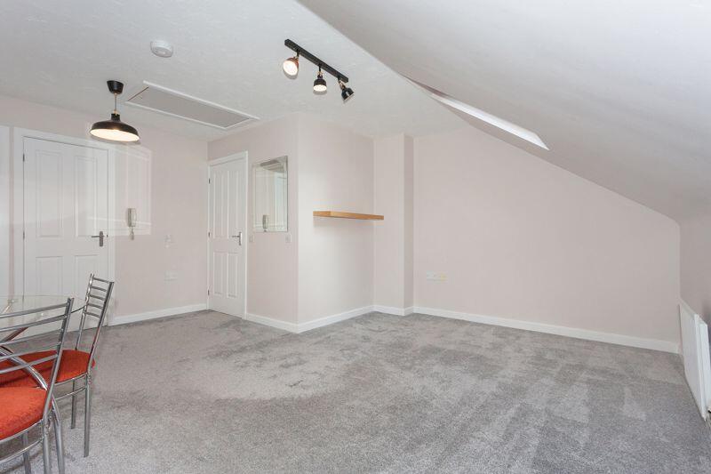 OPEN PLAN LOUNGE KITCHEN DINER