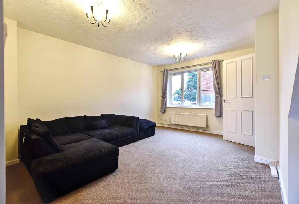 Living Room.jpg