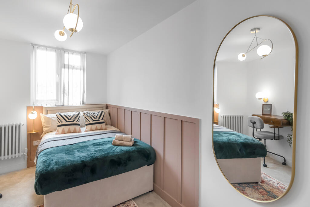 Noreen 127 Hitchin R