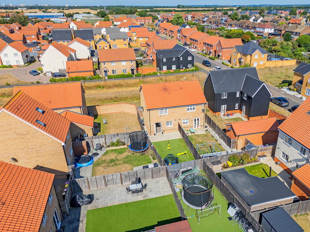 70 Kingfisher str...