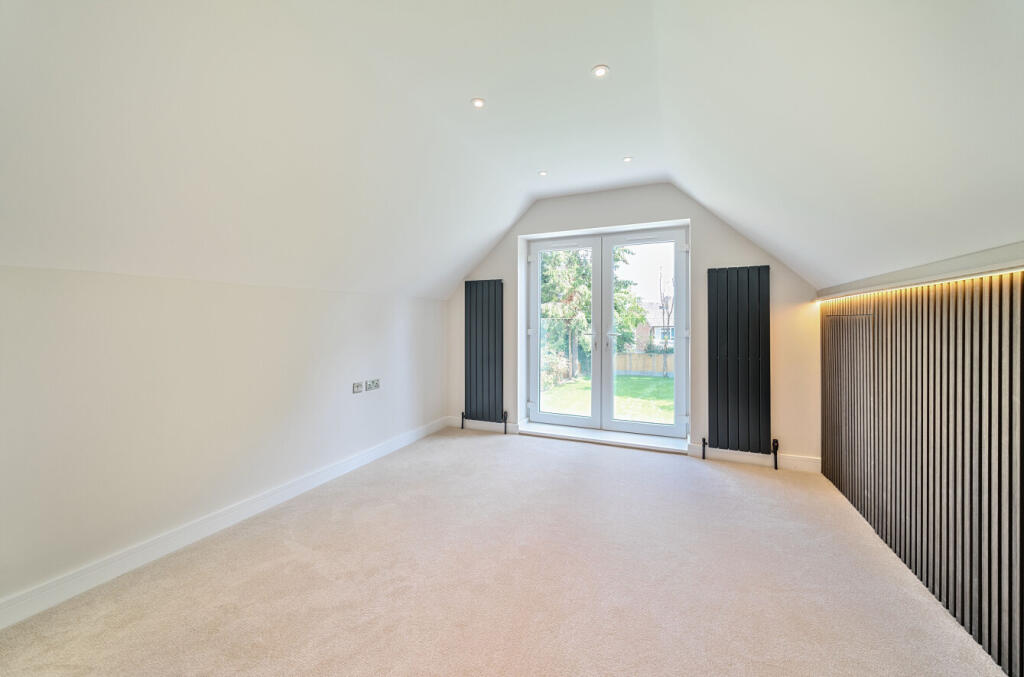 1314691-11-6859af...