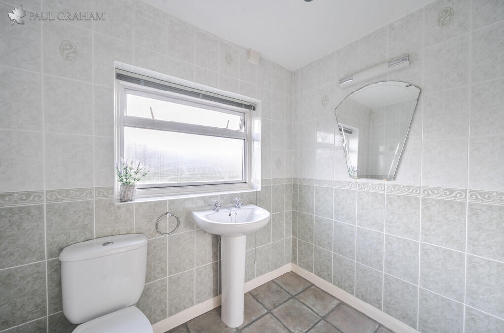 9b87a5b2-5166-472...