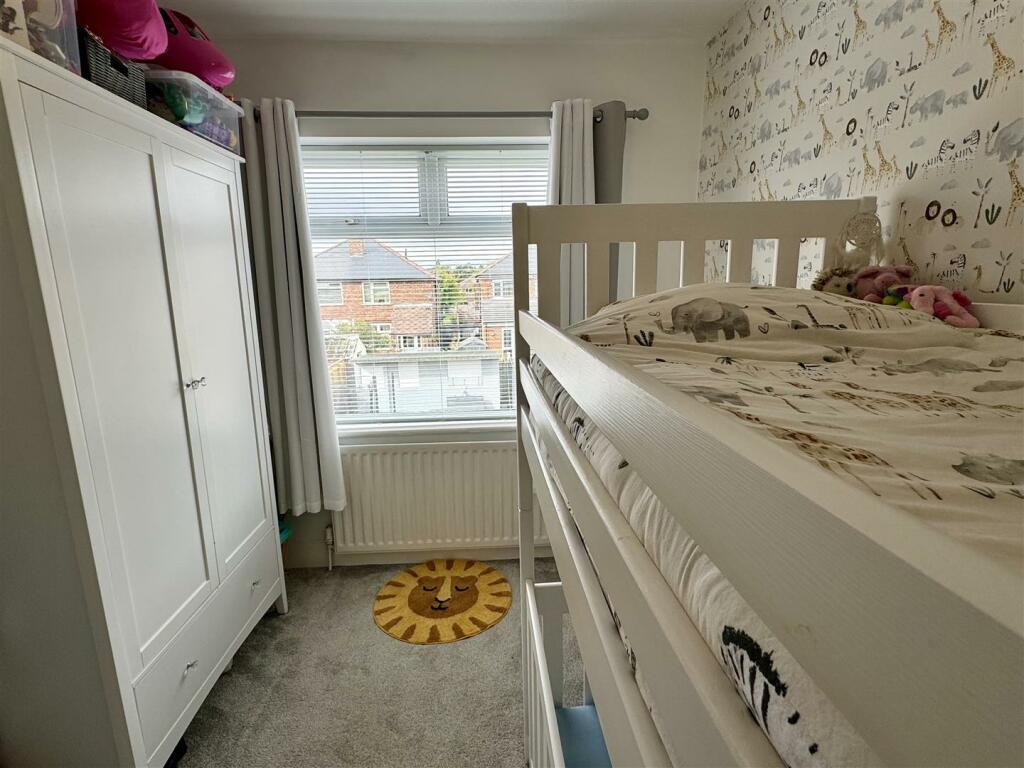 Second bedroom