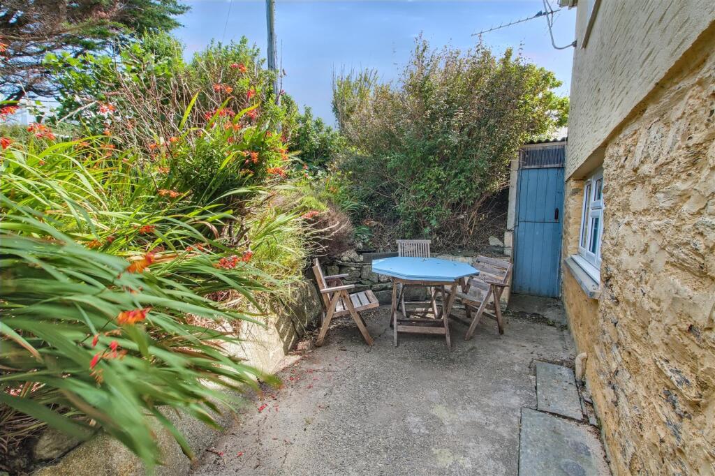 Rear courtyard